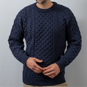 ✨BNWOT - Aran Crafts Ireland Heavyweight Traditi‎onal Wool Sweat‎er - size M✨